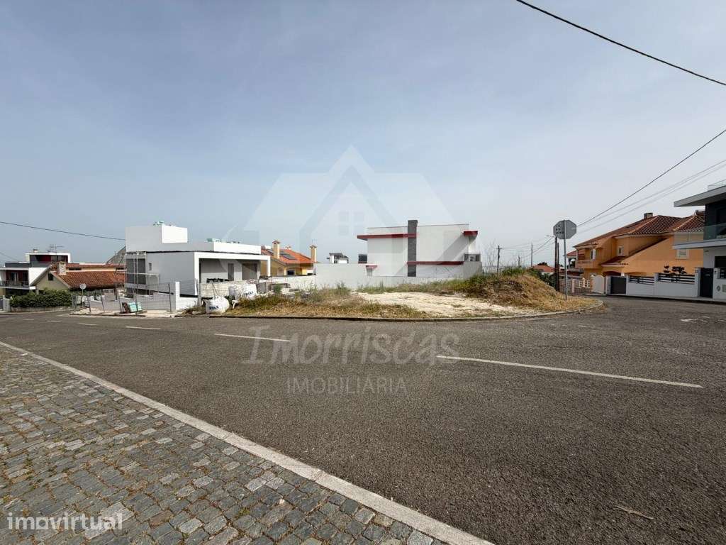 Moradia de luxo T5 em gaveto, Bairro da Primavera, Santa Iria Azóia - Grande imagem: 4/5