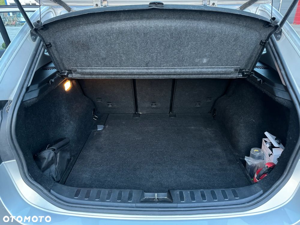 BMW X1 sDrive18d - 17