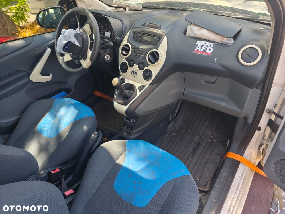 Ford KA 1.2 Titanium - 14