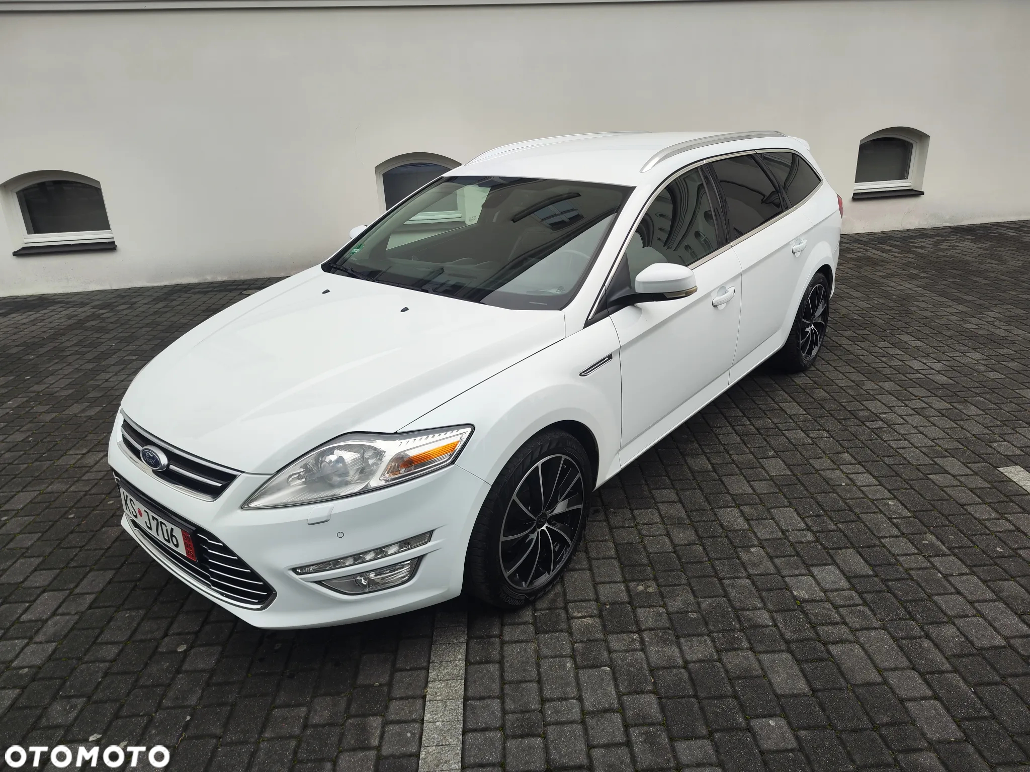 Ford Mondeo Turnier 2.0 EcoBoost Titanium - 2