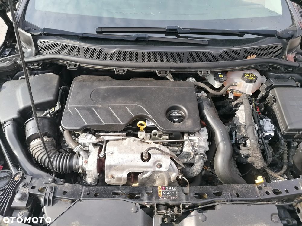 Opel Astra 1.6 CDTI Sport - 13