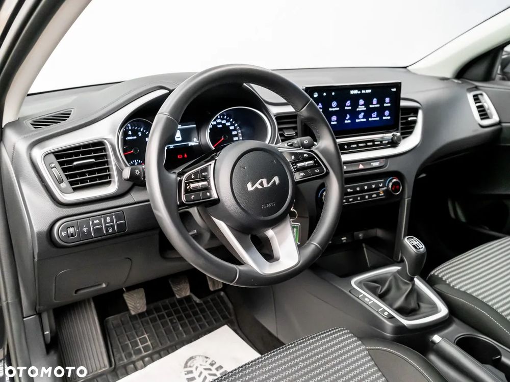 Kia XCeed 1.5 T-GDI M - 20