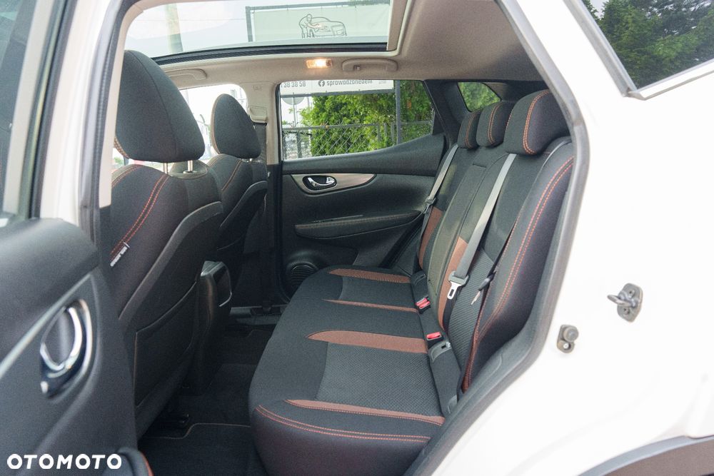 Nissan Qashqai 1.3 DIG-T N-Motion - 12