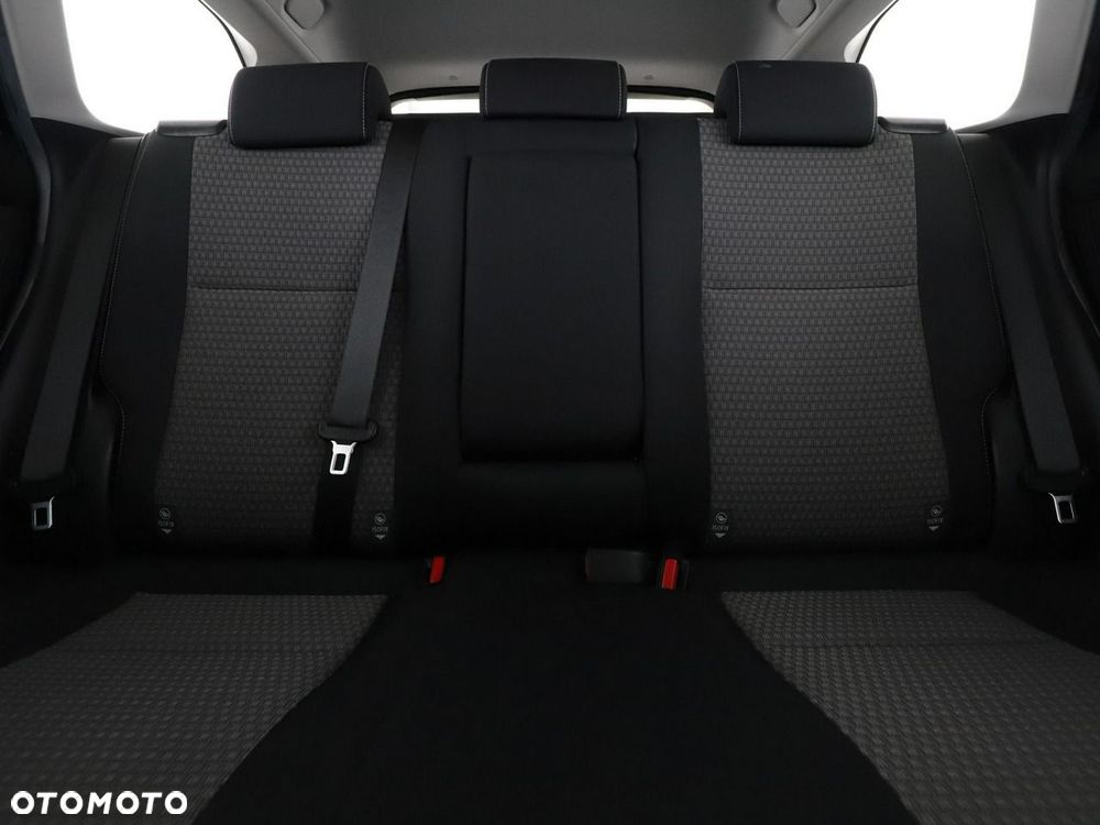 Toyota Auris 1.8 VVT-i Automatik Edition S+ - 19