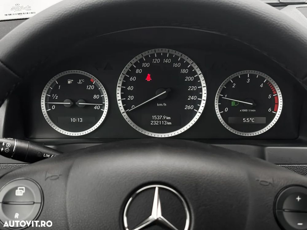 Mercedes-Benz C 200 CDI BlueEFFICIENCY - 12
