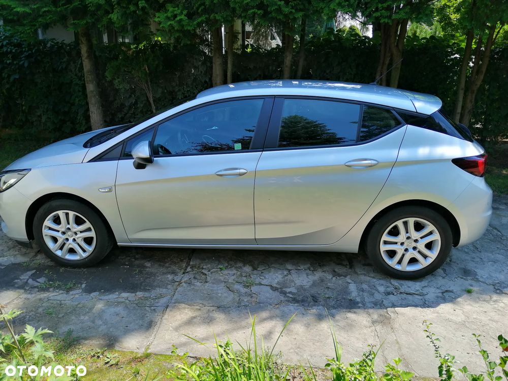 Opel Astra 1.2 T Elegance S&S - 1