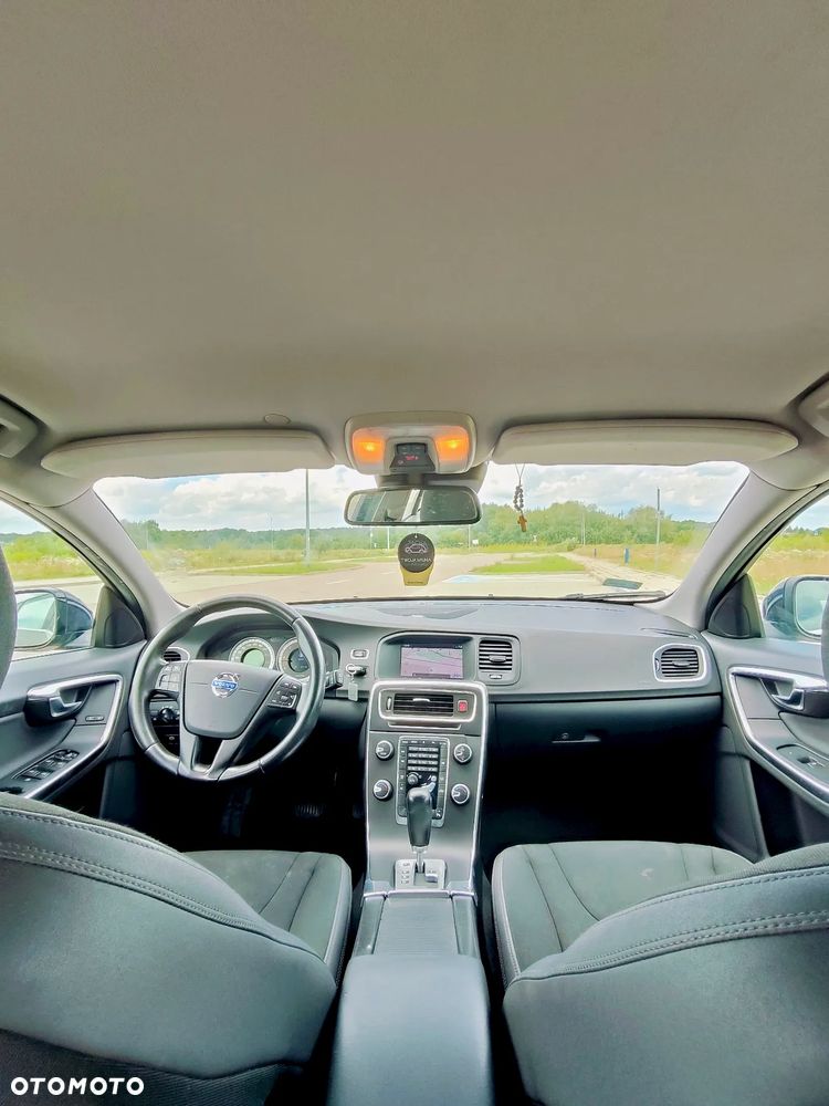 Volvo V60 D3 Geartronic Kinetic - 15