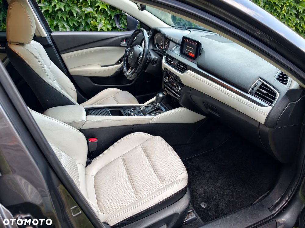 Mazda 6 - 6