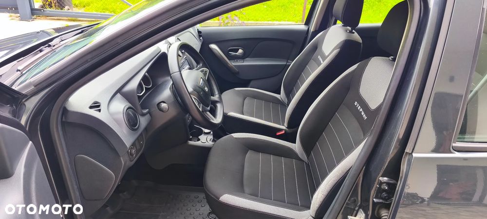Dacia Sandero - 6