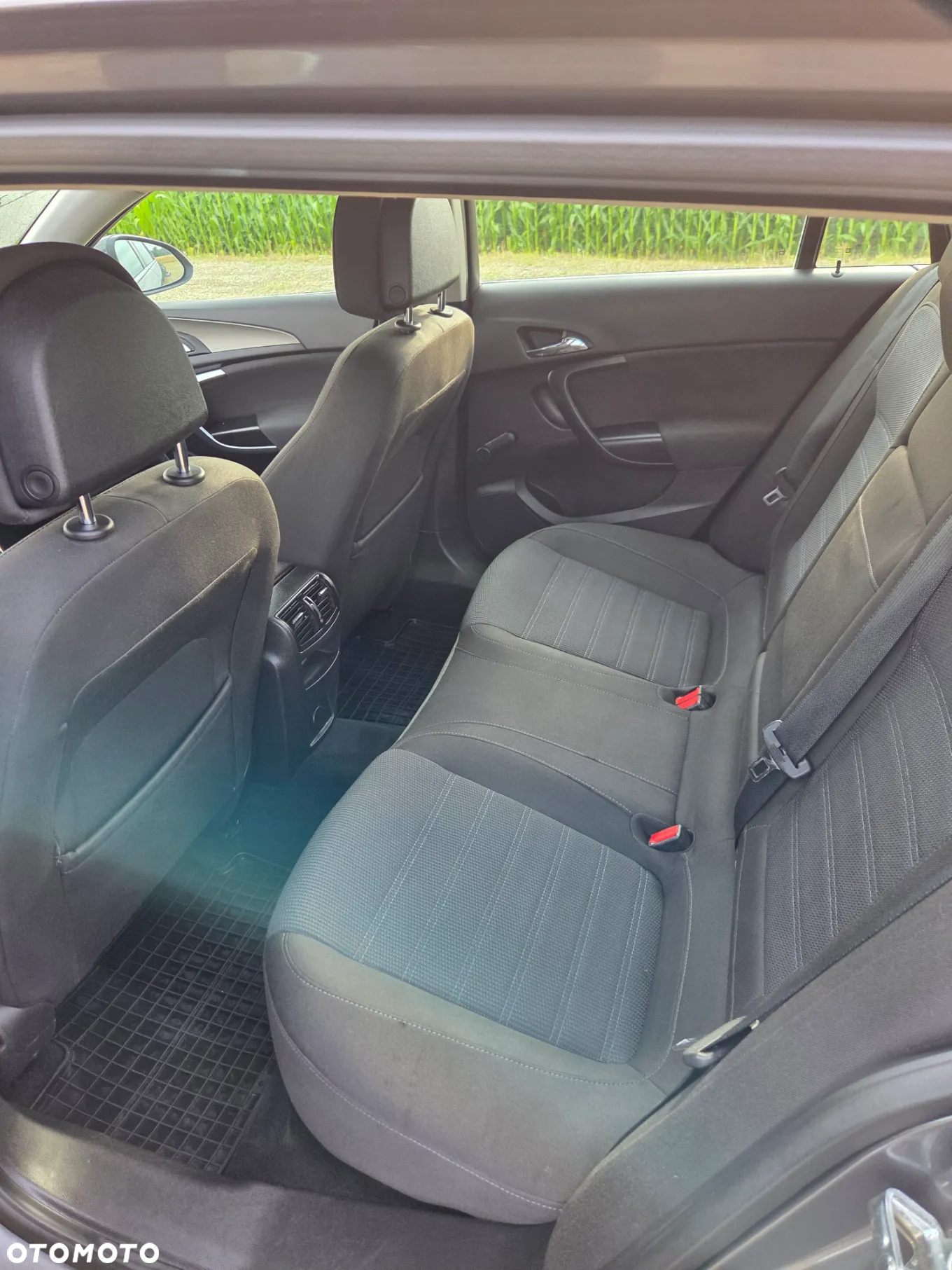 Opel Insignia 2.0 CDTI Sports Tourer - 11