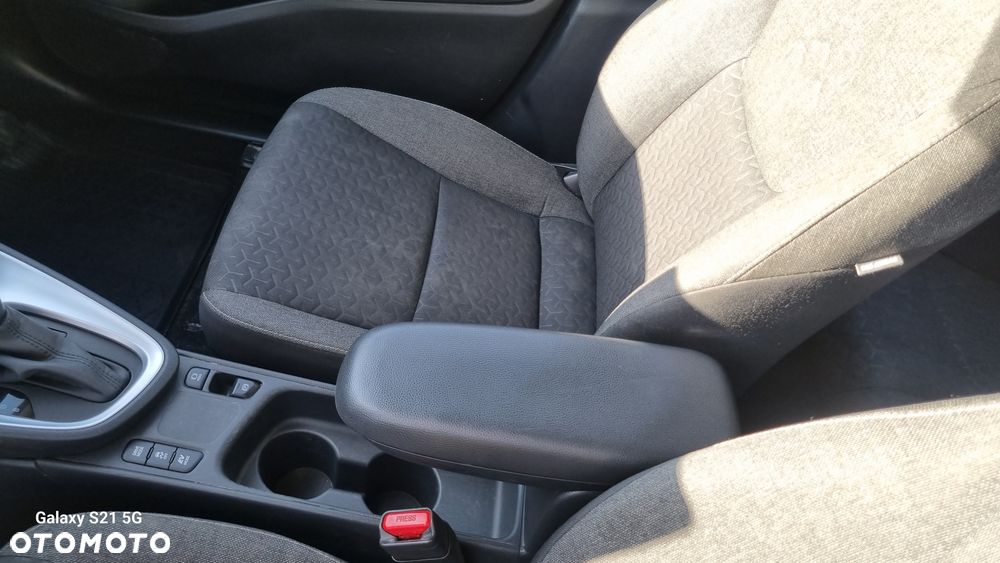 Toyota Yaris Cross - 19