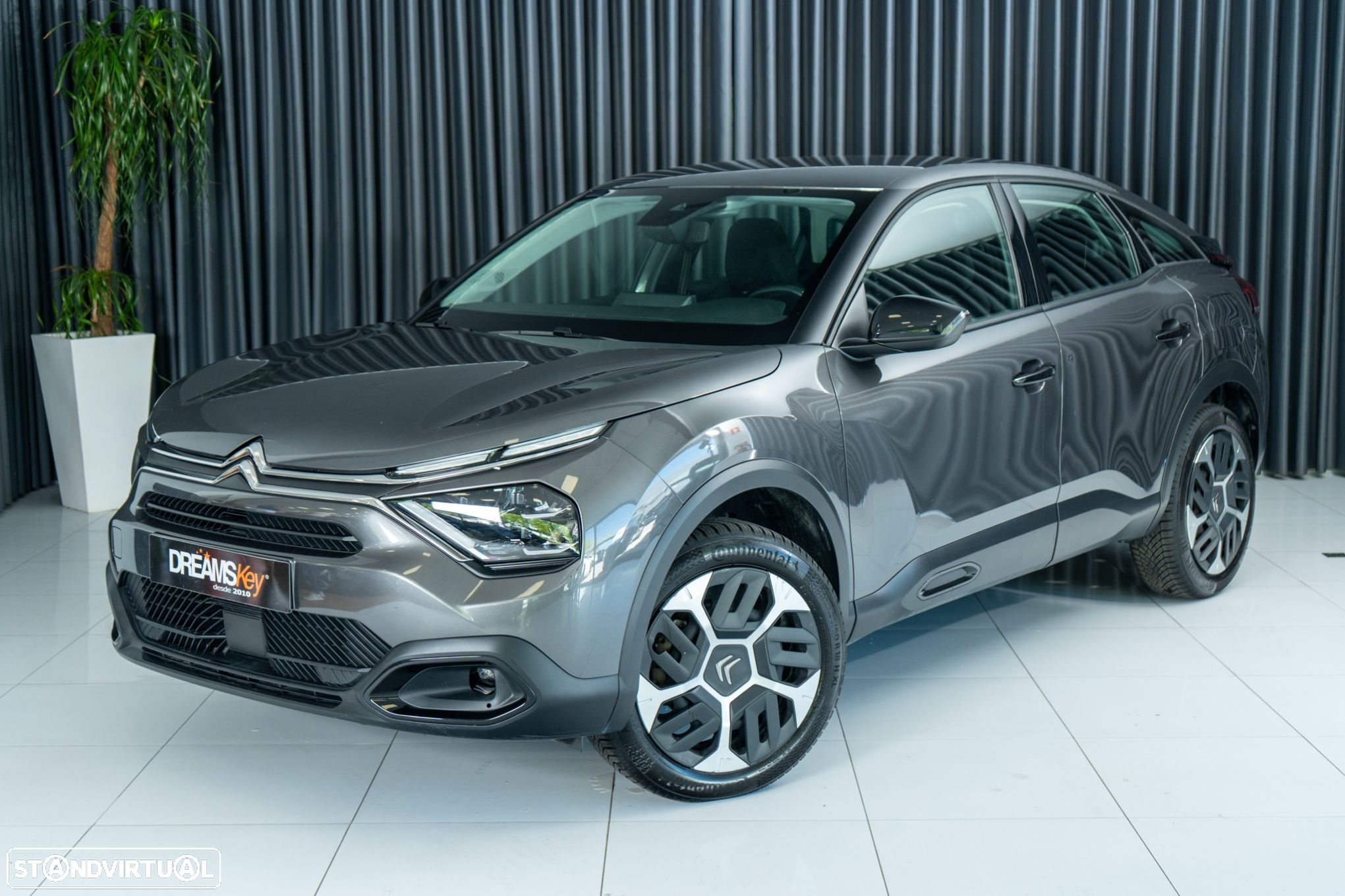 Citroën C4 PureTech 130 Stop&Start EAT8 SHINE - 1