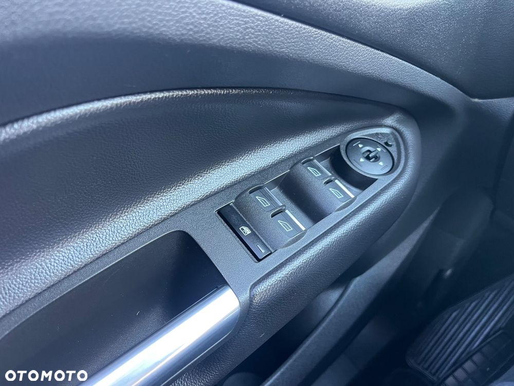 Ford Kuga 1.5 EcoBoost 2x4 Cool & Connect - 26