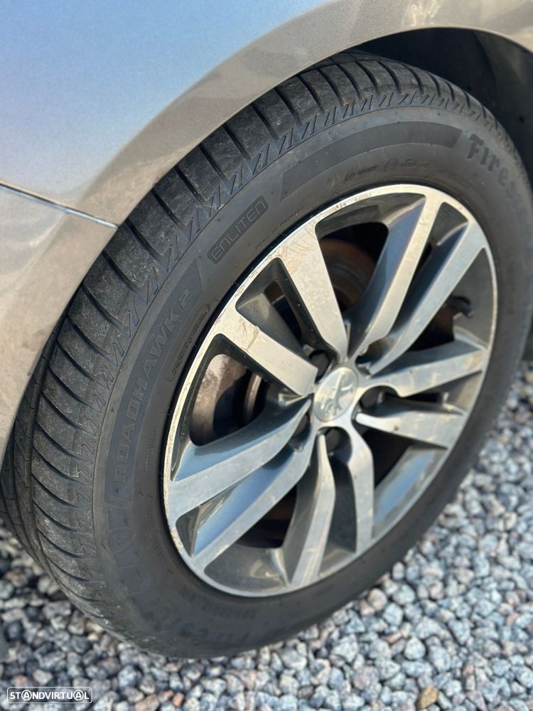 Peugeot 308 - 16