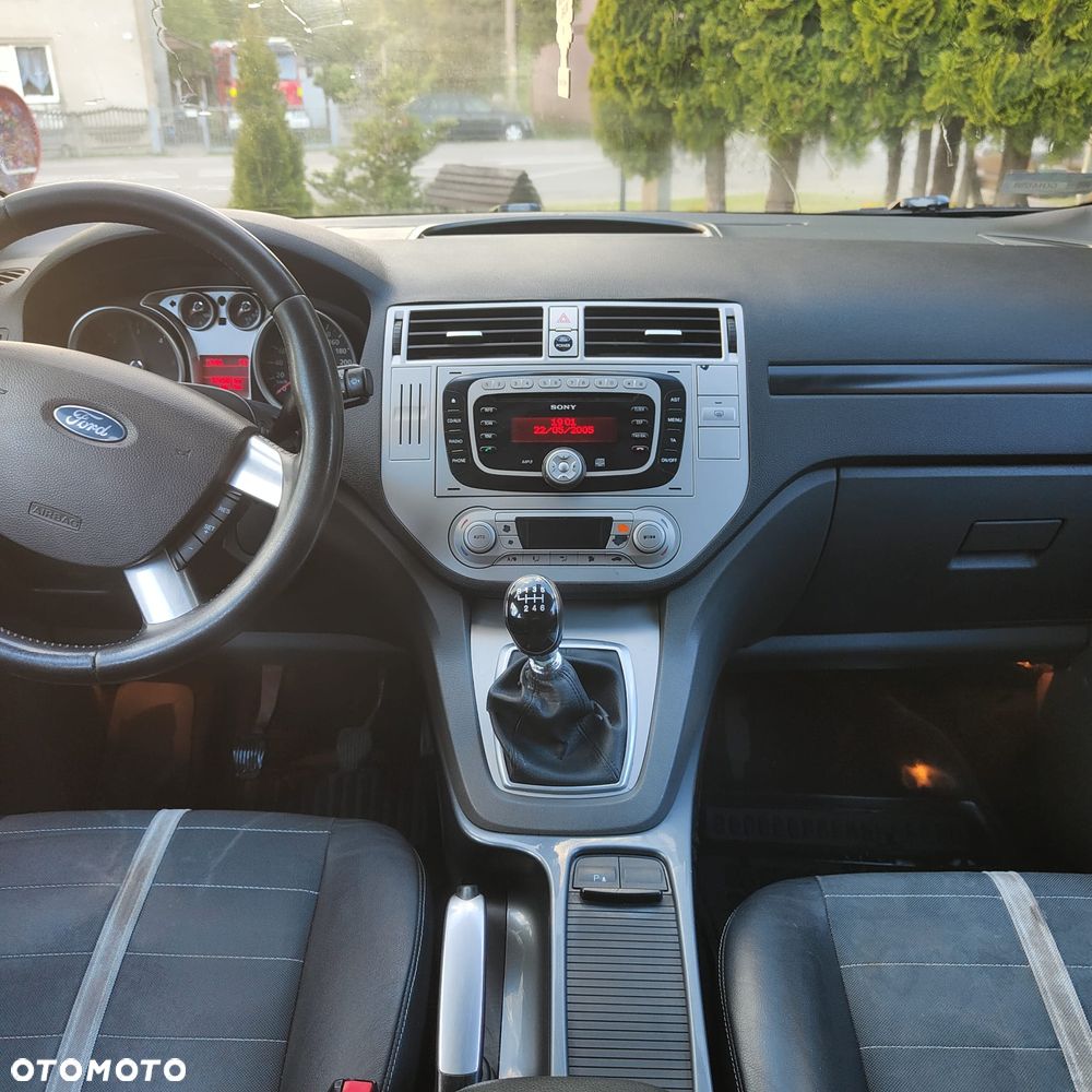 Ford Kuga 2.0 TDCi 2x4 Trend - 6