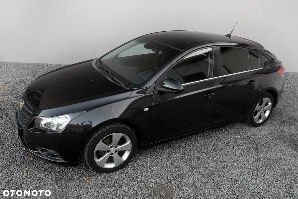 Chevrolet Cruze 1.8 LT - 16