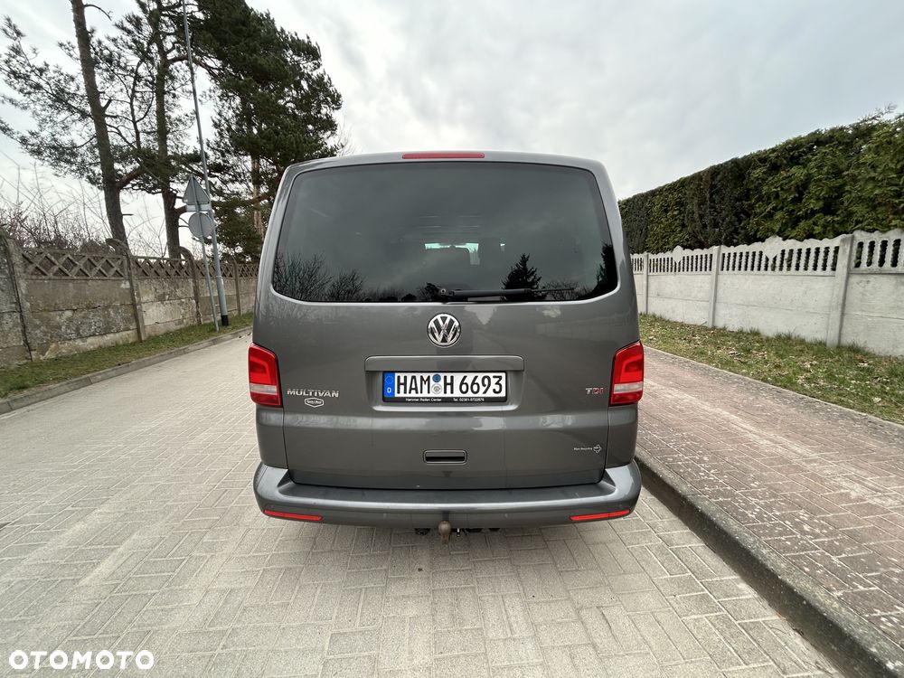 Volkswagen Multivan - 5