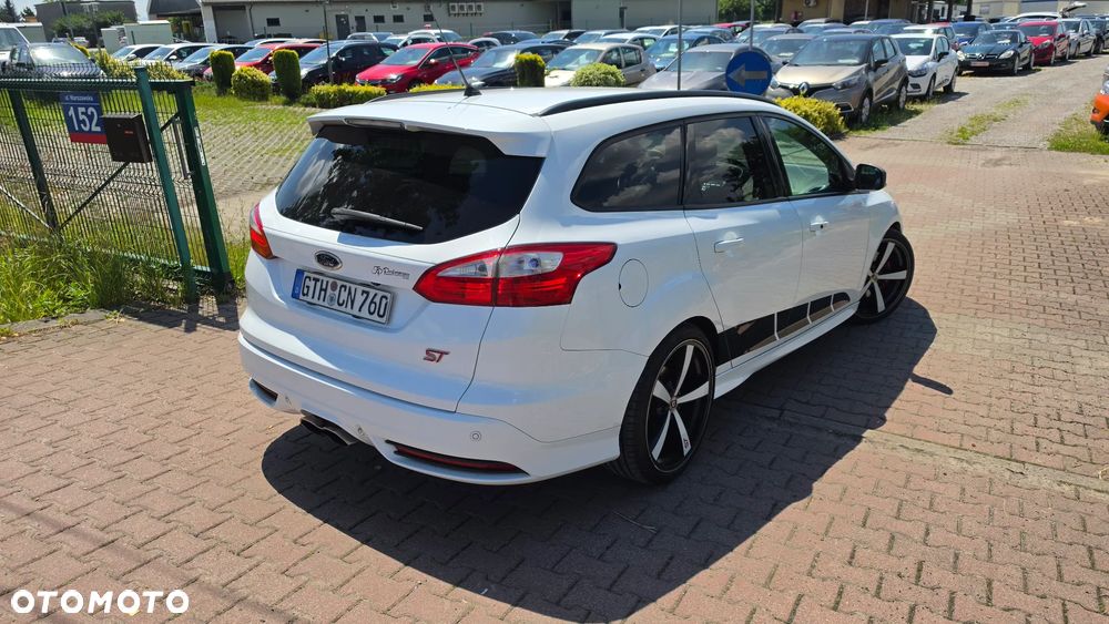 Ford Focus SW 2.0 EcoBoost ST Leather Sport Pack - 17