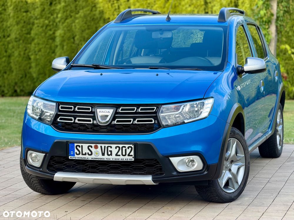 Dacia Sandero Stepway TCe 90 (S&S) Celebration - 1