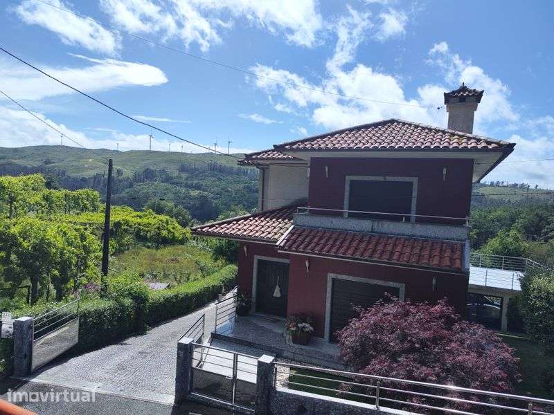 Vende-se casa com mobília - Grande imagem: 2/8
