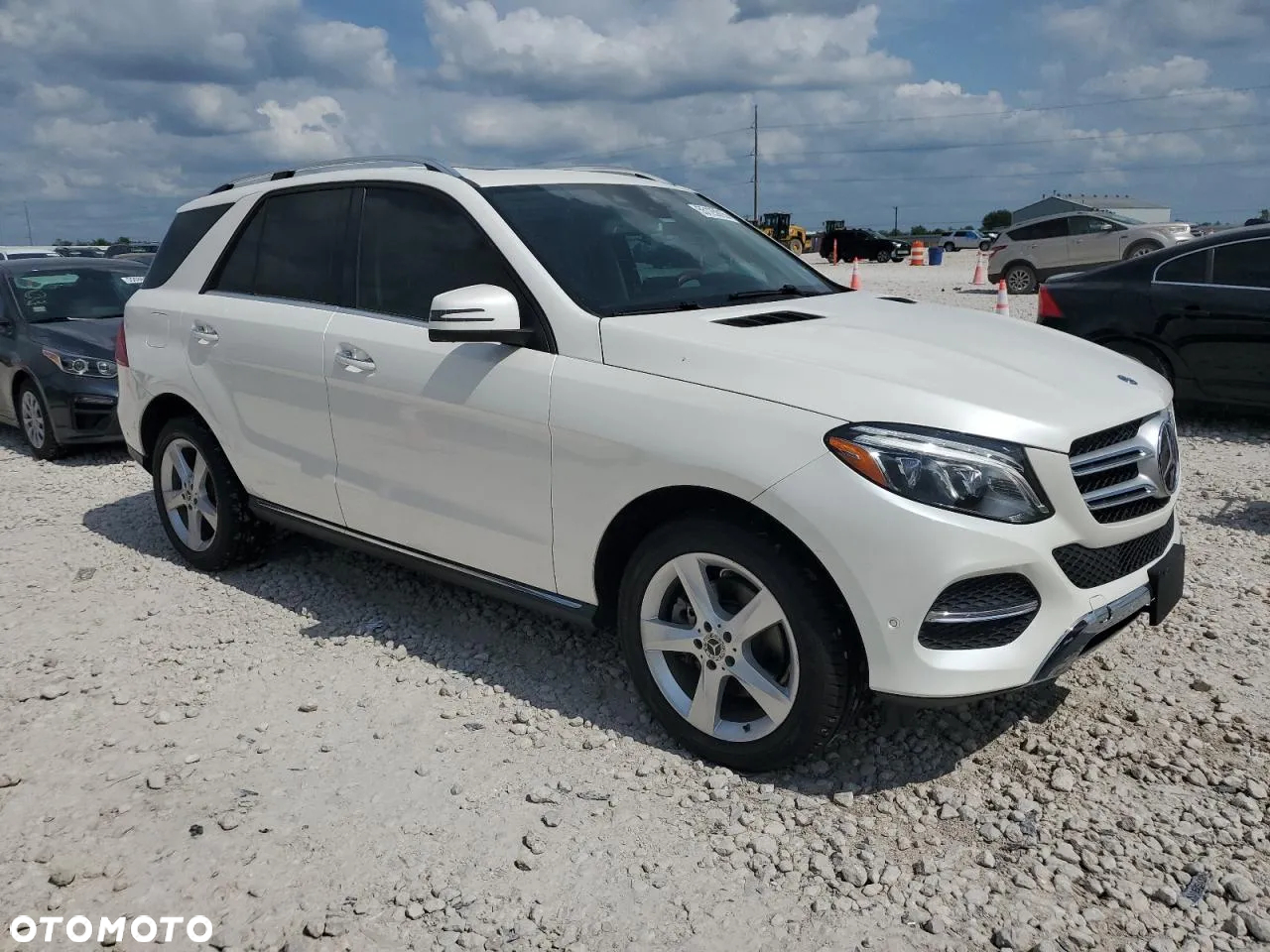 Mercedes-Benz GLE 400 4-Matic 9G-TRONIC - 4