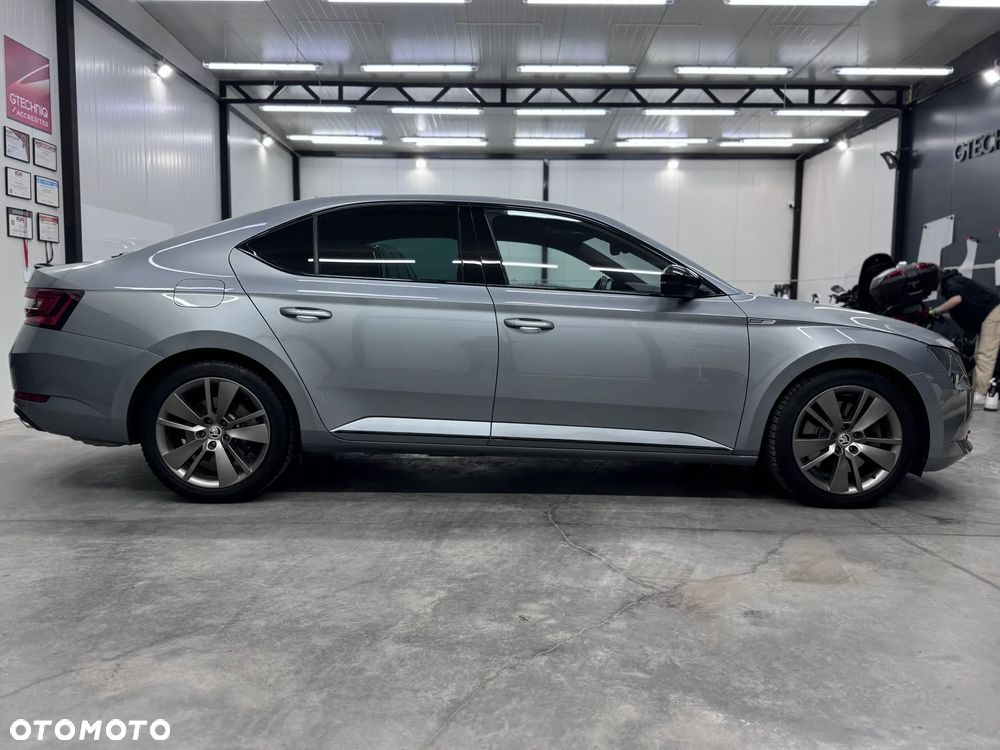 Skoda Superb 2.0 TSI 4x4 Sportline DSG - 3