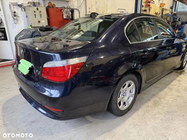 BMW Seria 5 523i - 2