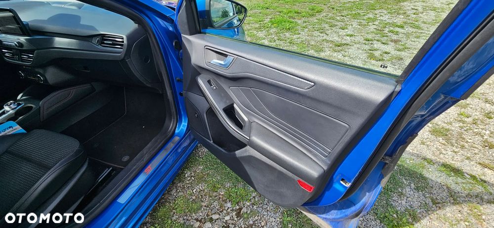 Ford Focus 2.0 TDCi ST-2 PowerShift - 16
