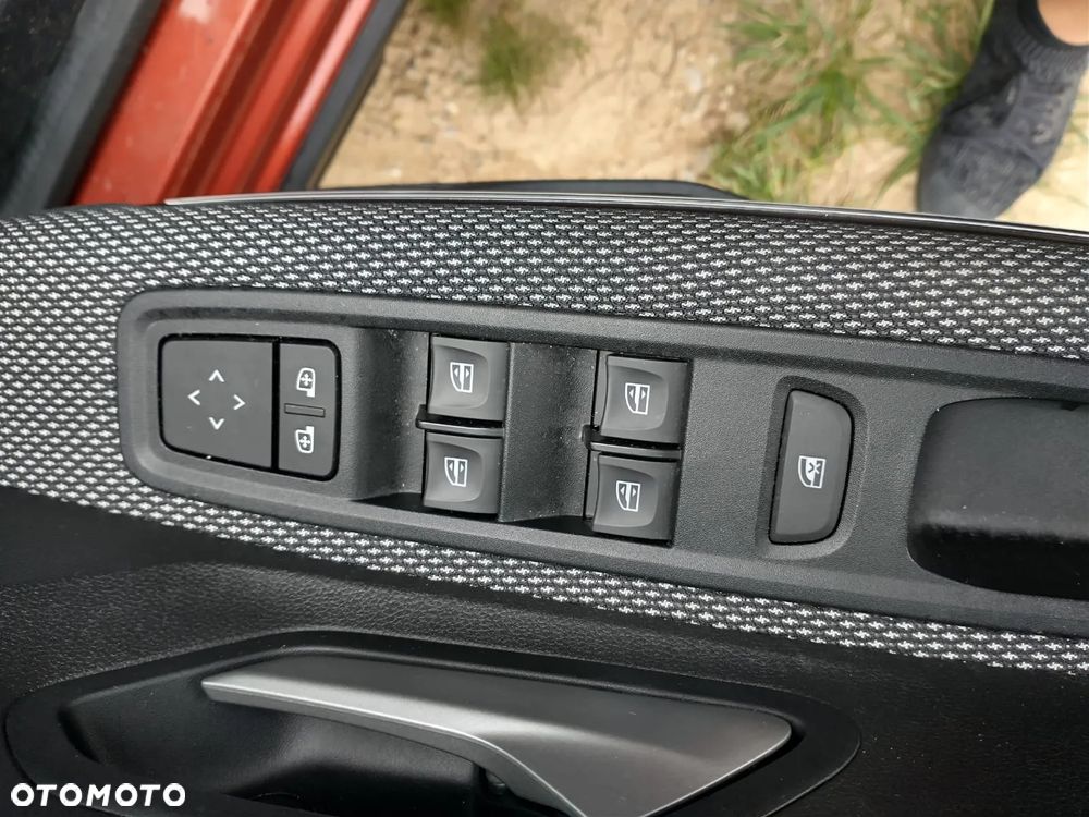 Dacia Jogger 1.0 TCe SL Extreme 7os - 21