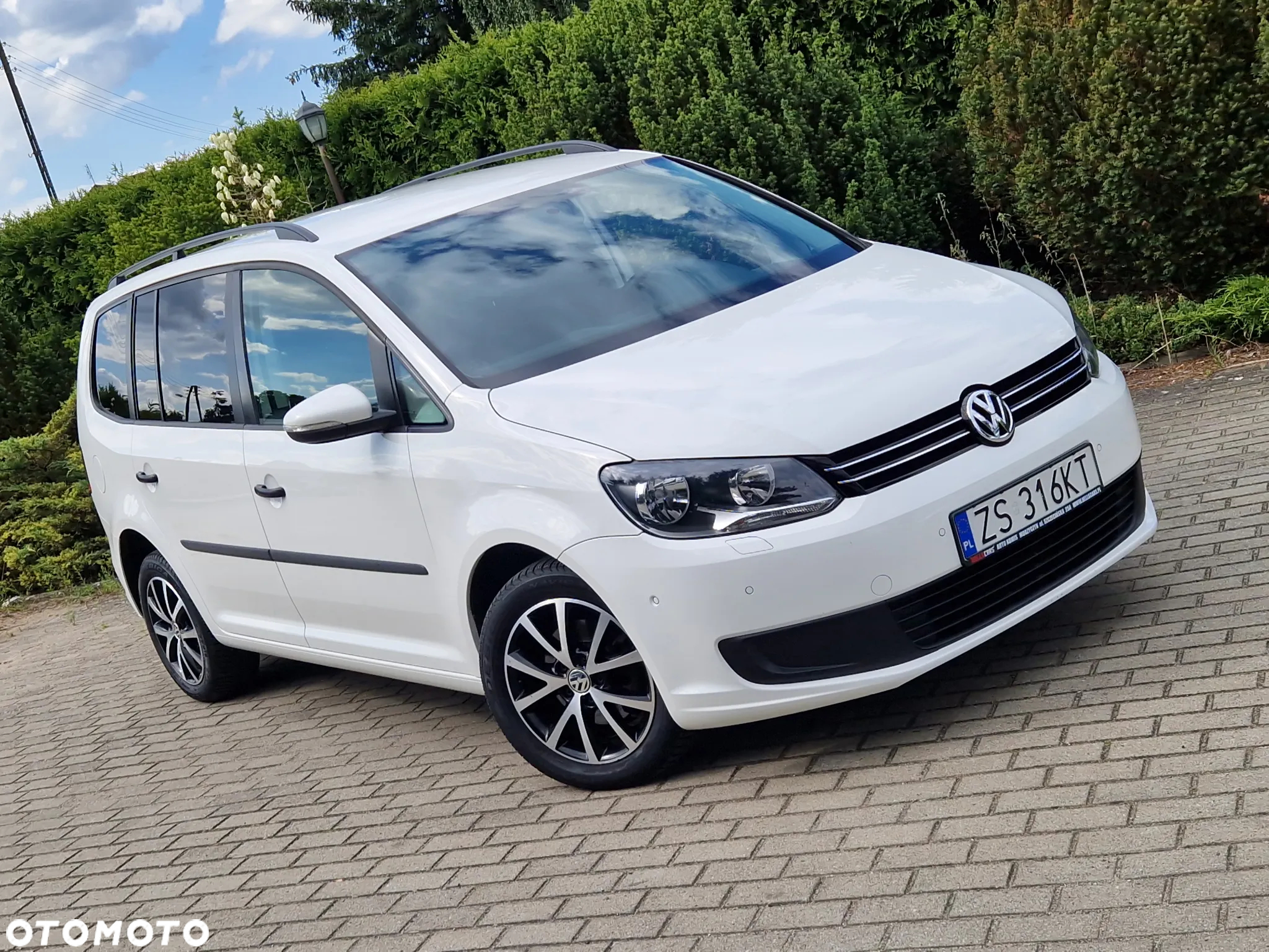 Volkswagen Touran 1.6 TDI DPF Comfortline - 11