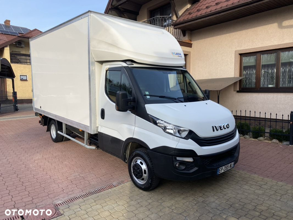 Iveco 35C15 *KONTENER*Z WINDĄ 8 palet silnik 3.0 150 koni