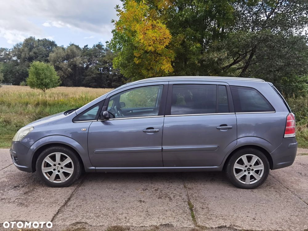 Opel Zafira 1.8 Enjoy - 2