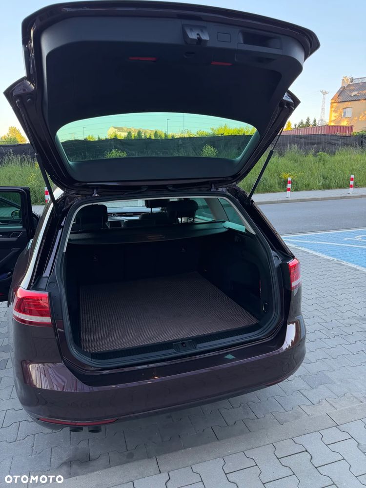 Volkswagen Passat 2.0 TDI BMT Comfortline - 18