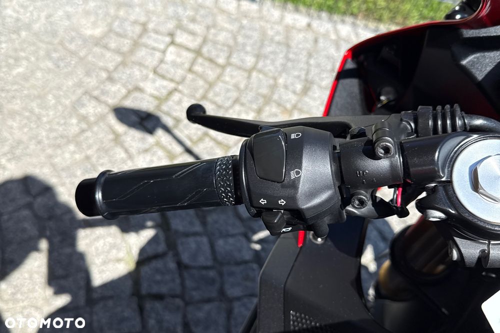 Yamaha YZF - 14