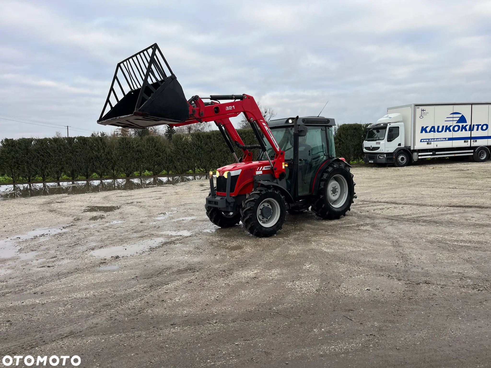 Massey Ferguson - 1
