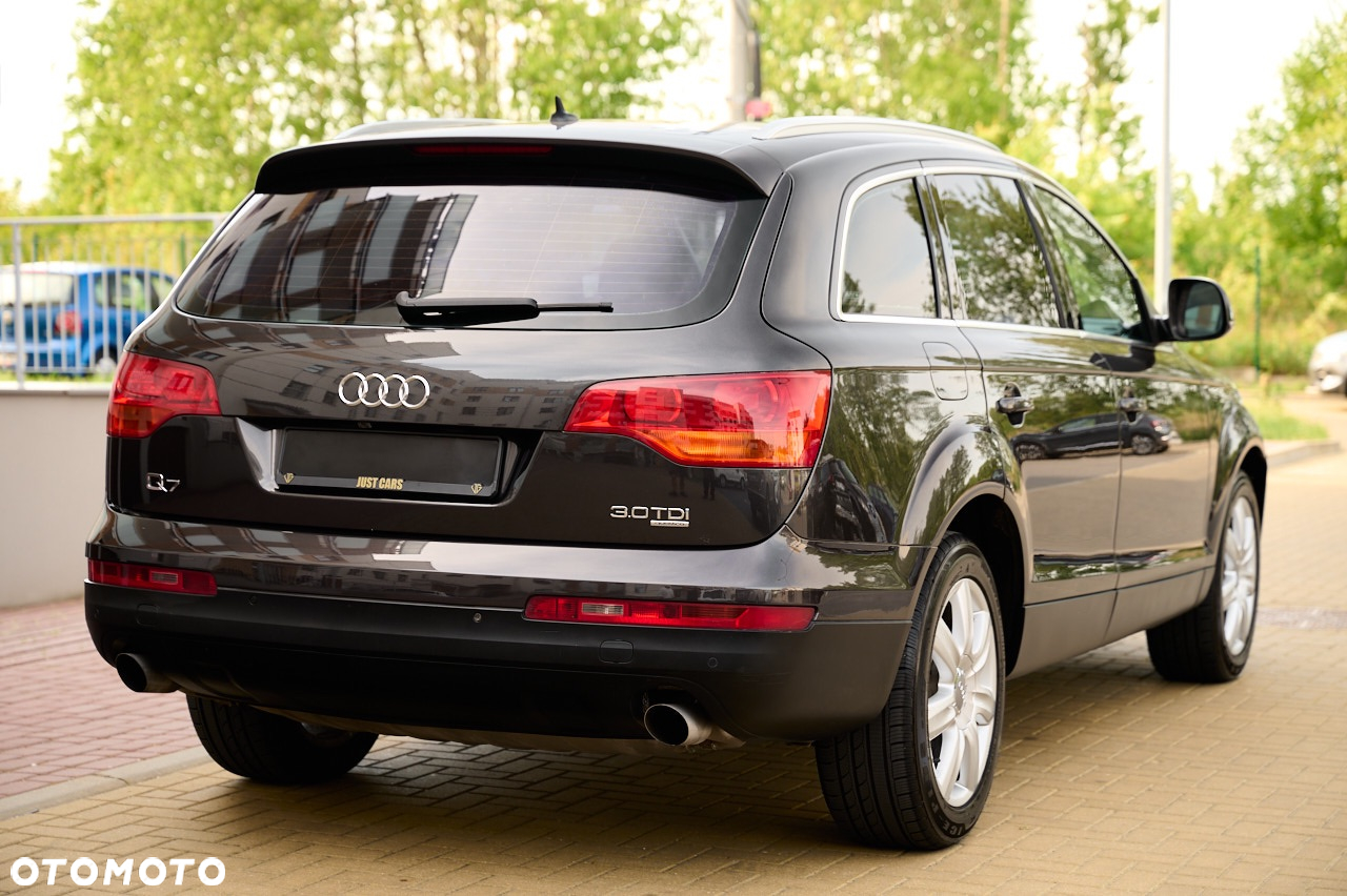 Audi Q7 3.0 TDI Quattro Tiptronic - 11