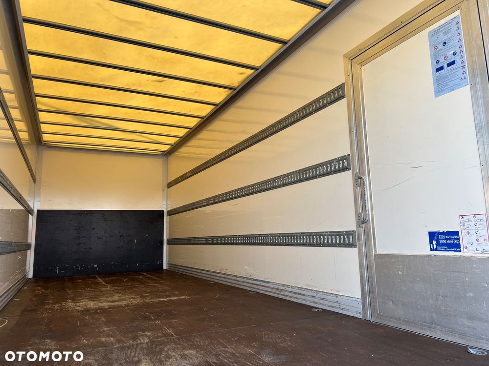 Mercedes-Benz ATEGO - 22