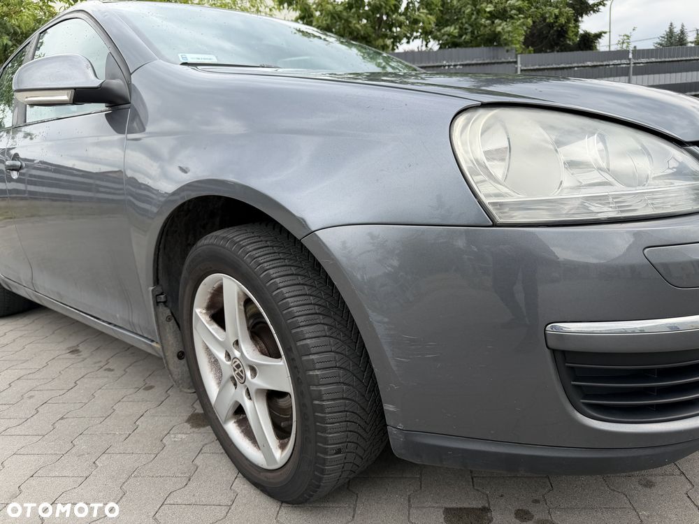 Volkswagen Jetta 1.6 Trendline - 5