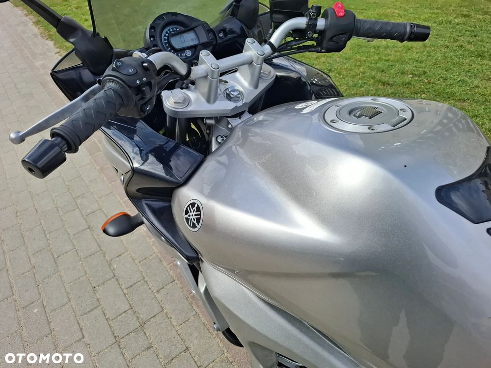 Yamaha FZ6 - 24