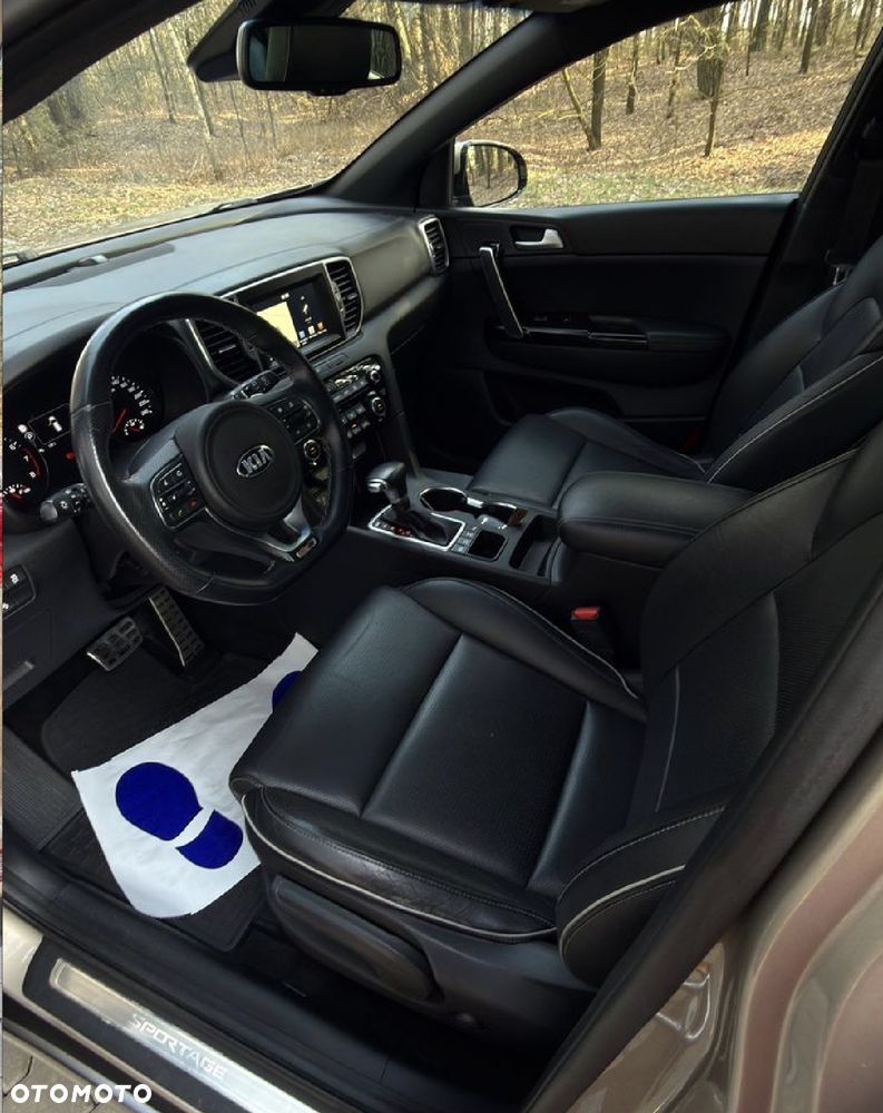 Kia Sportage - 10
