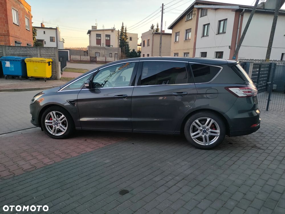 Ford S-Max 2.0 TDCi Titanium PowerShift - 2