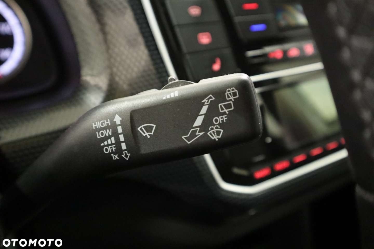 Volkswagen up! e-up - 24