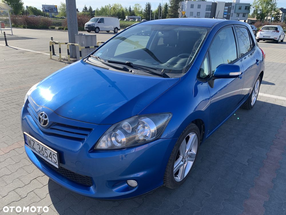 Toyota Auris 1.6 Dynamic - 1