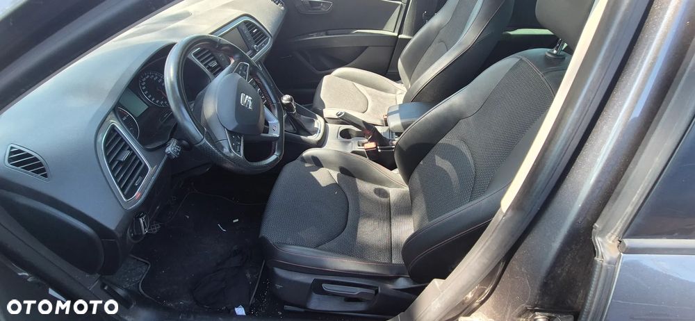 Seat Leon 2.0 TDI FR S&S - 25