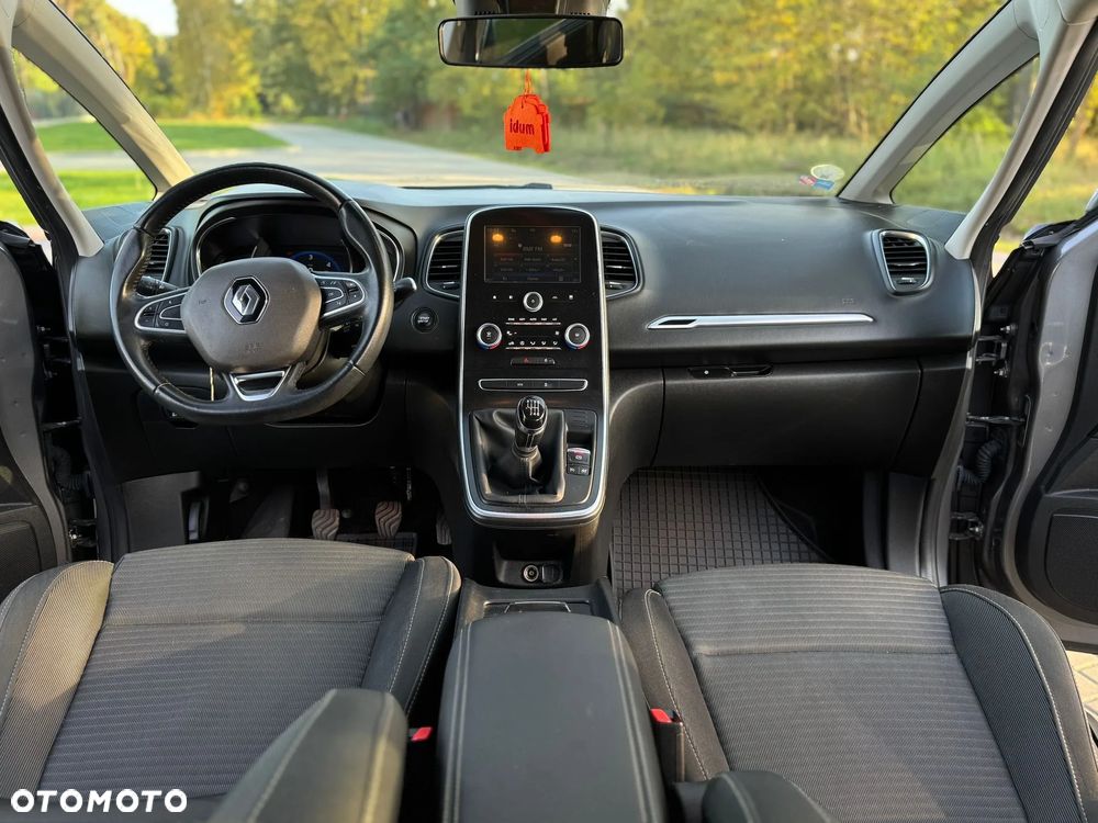 Renault Scenic - 10