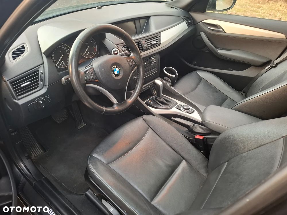 BMW X1 xDrive20d - 6