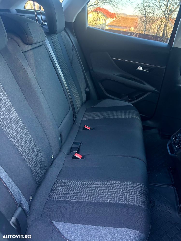 Peugeot 3008 1.5 BlueHDI S&S EAT8 Allure - 7