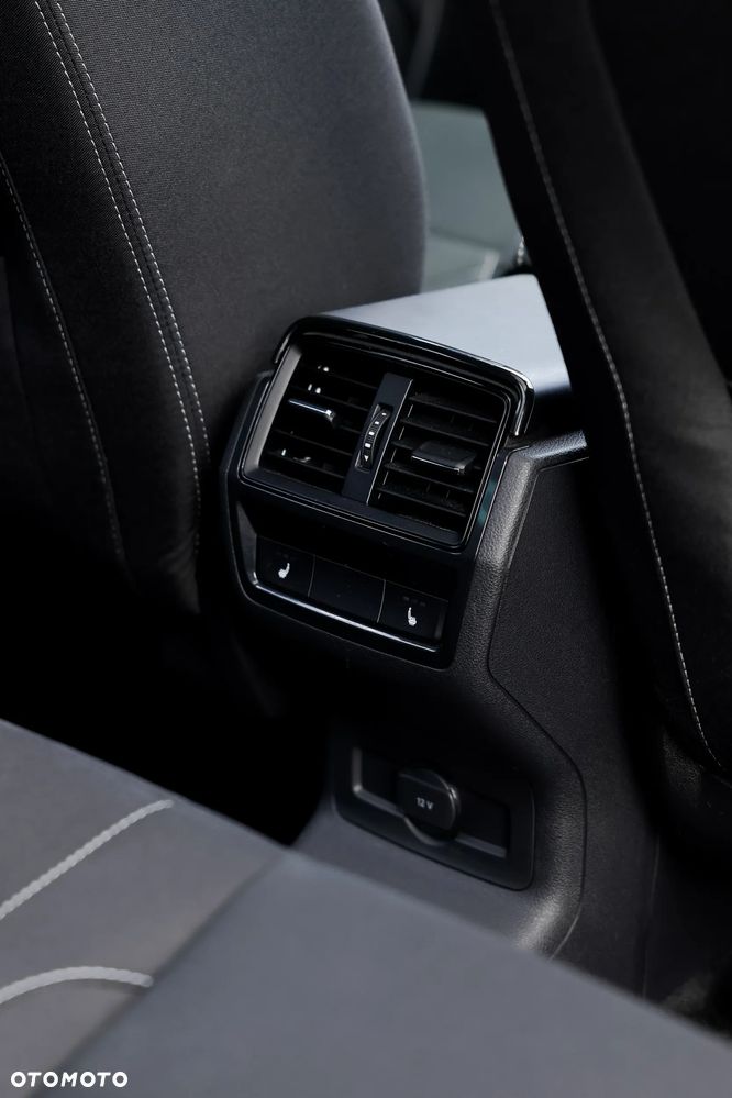 Skoda Karoq 2.0 TDI SCR 4x4 Sportline DSG - 13