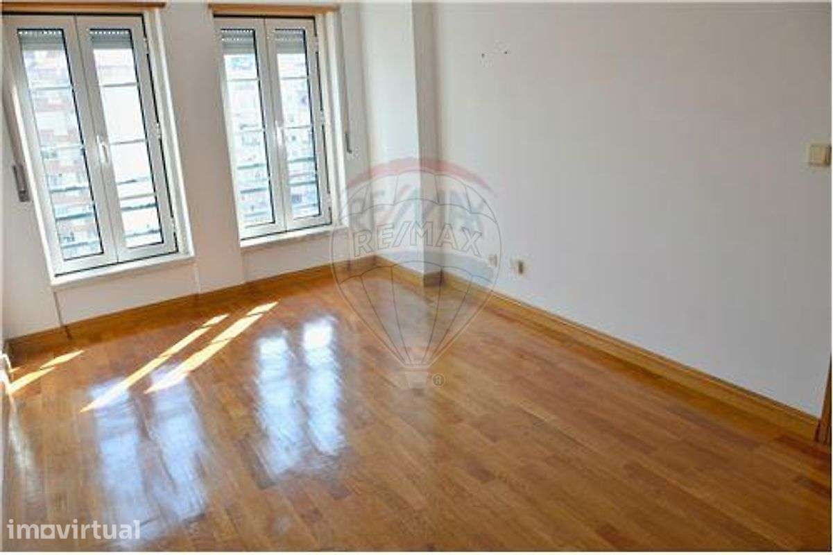 Apartamento T1 para arrendamento - Grande imagem: 4/9