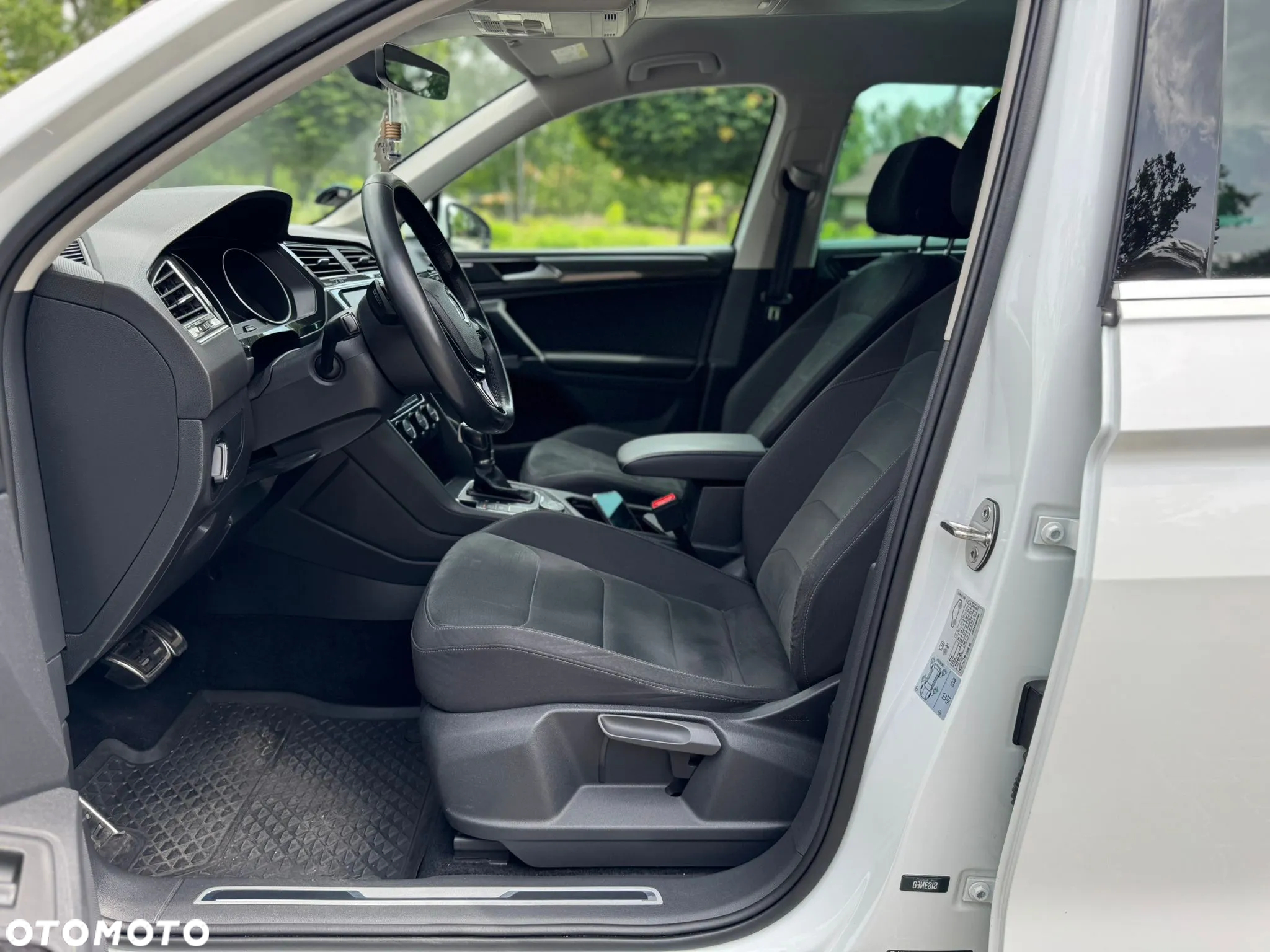 Volkswagen Tiguan 2.0 TDI SCR 4MOTION DSG Highline - 21